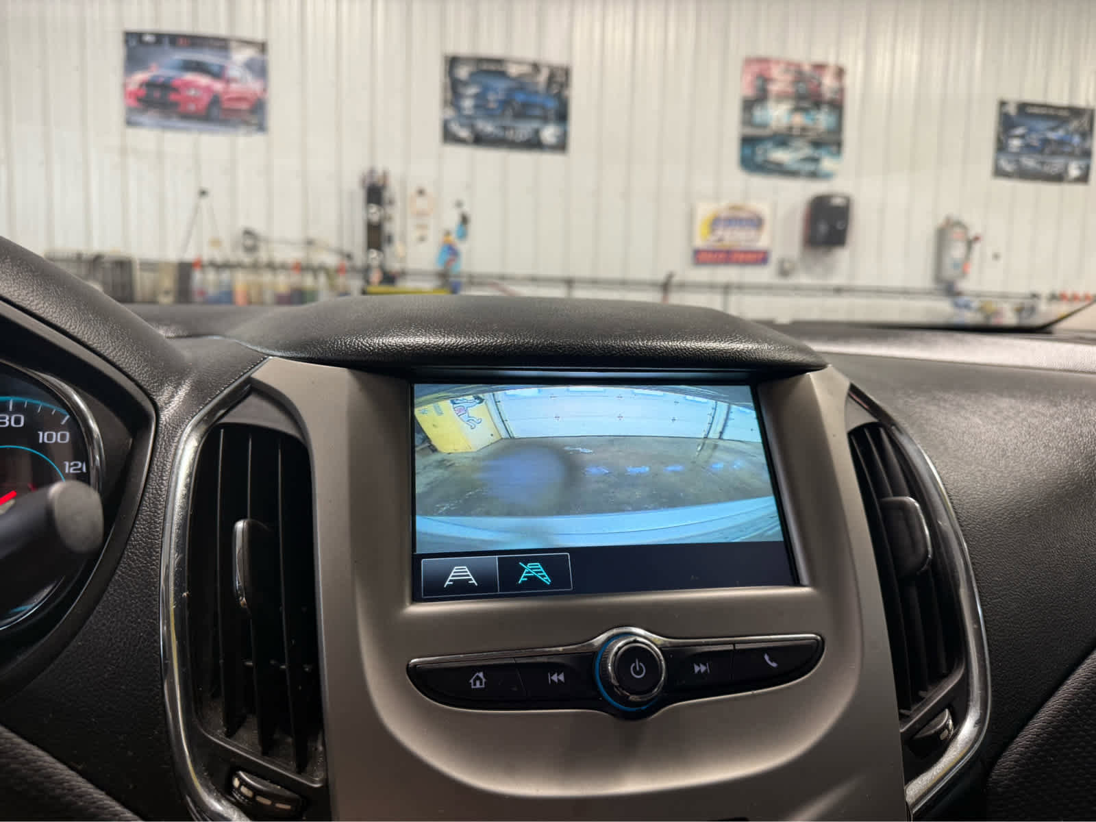 Used 2018 Chevrolet Cruze LS image 13