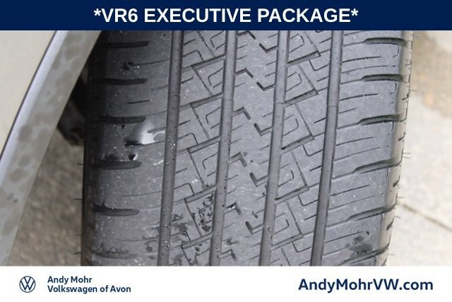 Used 2016 Volkswagen Touareg VR6 AWD/4WD image 14