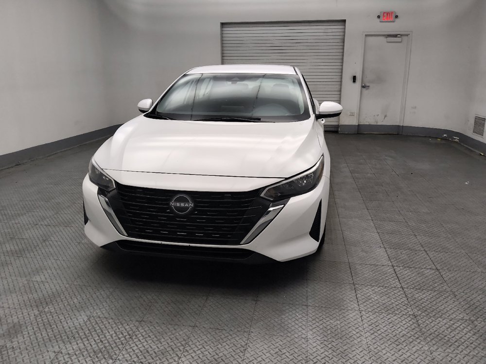Used 2025 Nissan Sentra SV FWD image 15