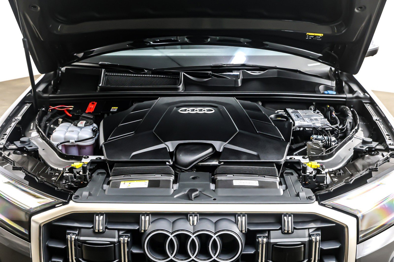 Used 2025 Audi Q7 3.0T Premium Plus w/ Premium Plus Package image 12