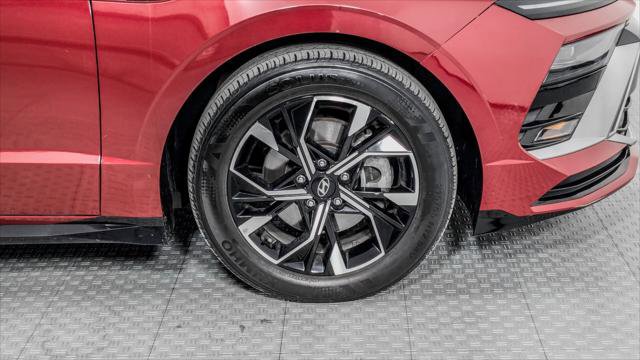 Used 2025 Hyundai Sonata SEL FWD image 35