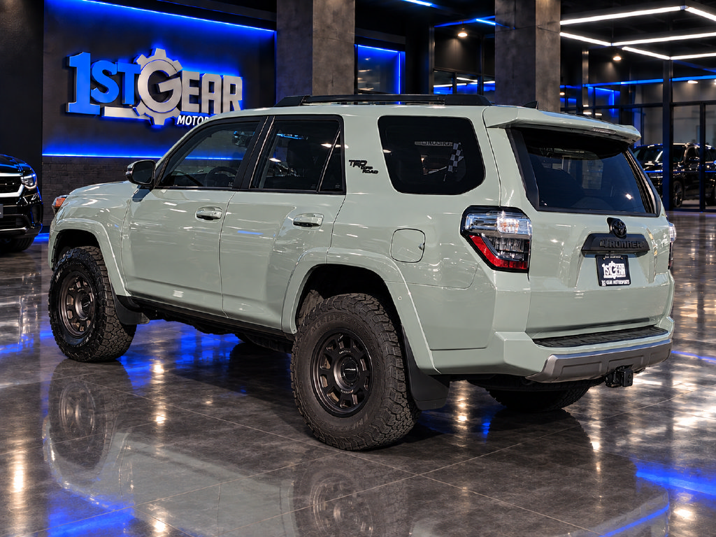 Used 2022 Toyota 4Runner TRD Off-Road Premium AWD/4WD image 7
