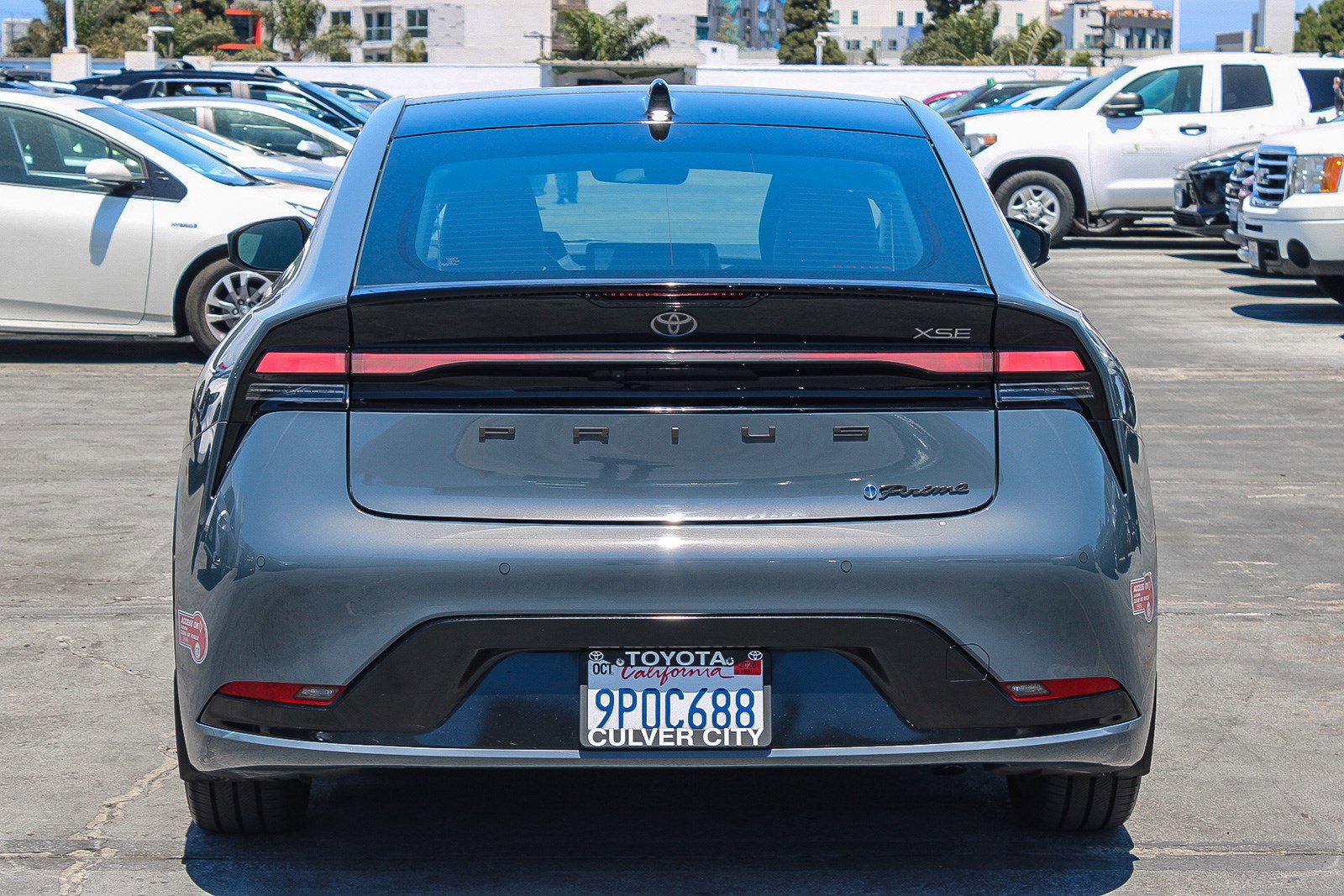 Used 2024 Toyota Prius Prime FWD image 9