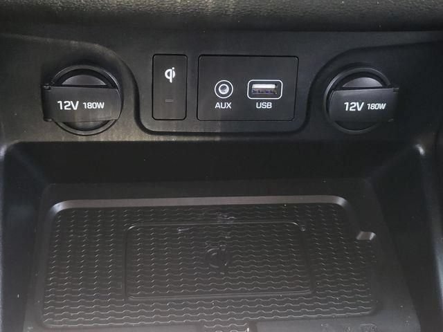 Used 2021 Hyundai Tucson Limited AWD/4WD image 27