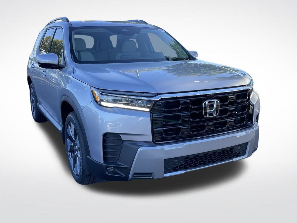 New 2026 Honda Pilot Touring image 8