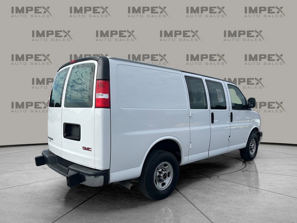 Used 2023 GMC Savana 2500 w/ Driver Convenience Package image 5