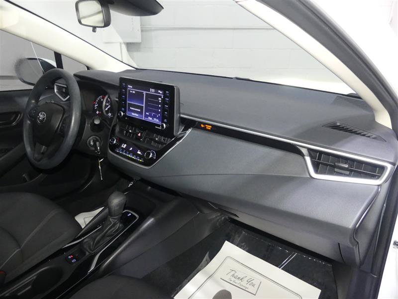 Used 2022 Toyota Corolla LE FWD image 23
