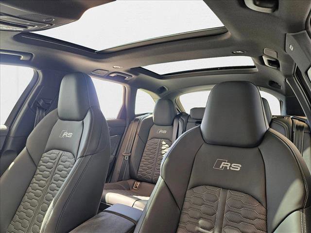 New 2025 Audi RS 6 performance image 11