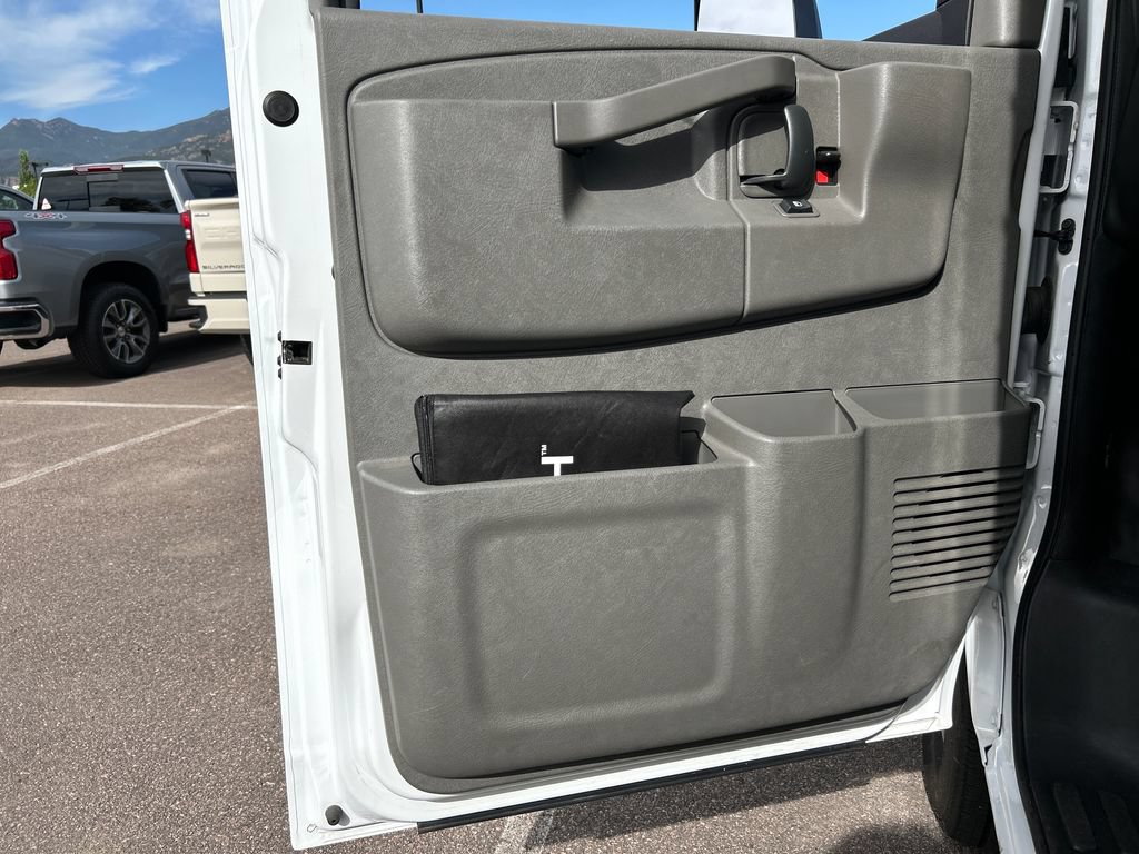 Used 2024 Chevrolet Express 3500 w/ Power Convenience Package RWD image 36