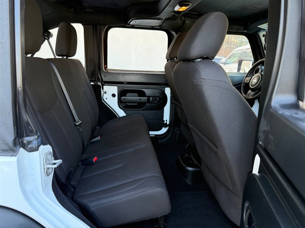 Used 2017 Jeep Wrangler Unlimited Sport image 5
