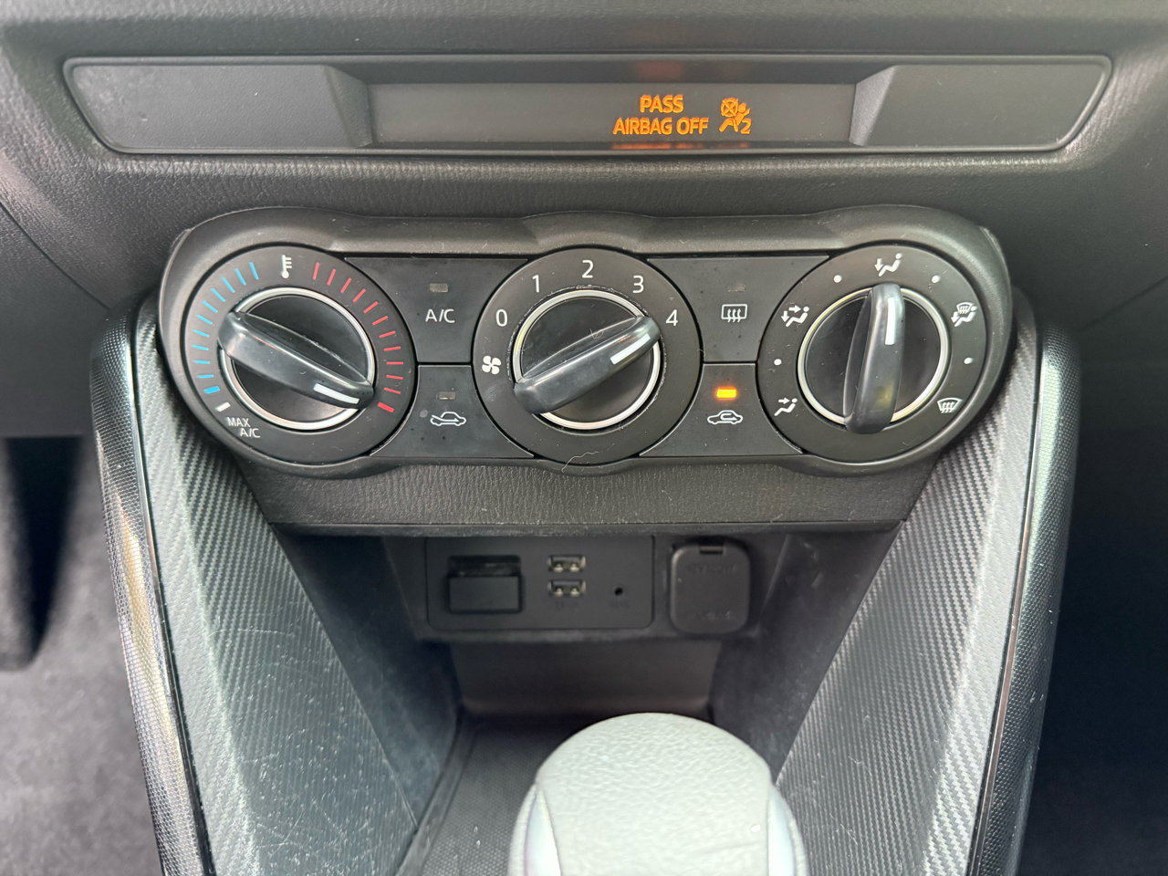 Used 2016 Scion iA image 22