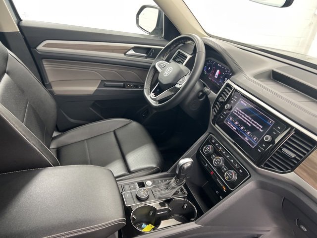 Used 2022 Volkswagen Atlas SEL image 25