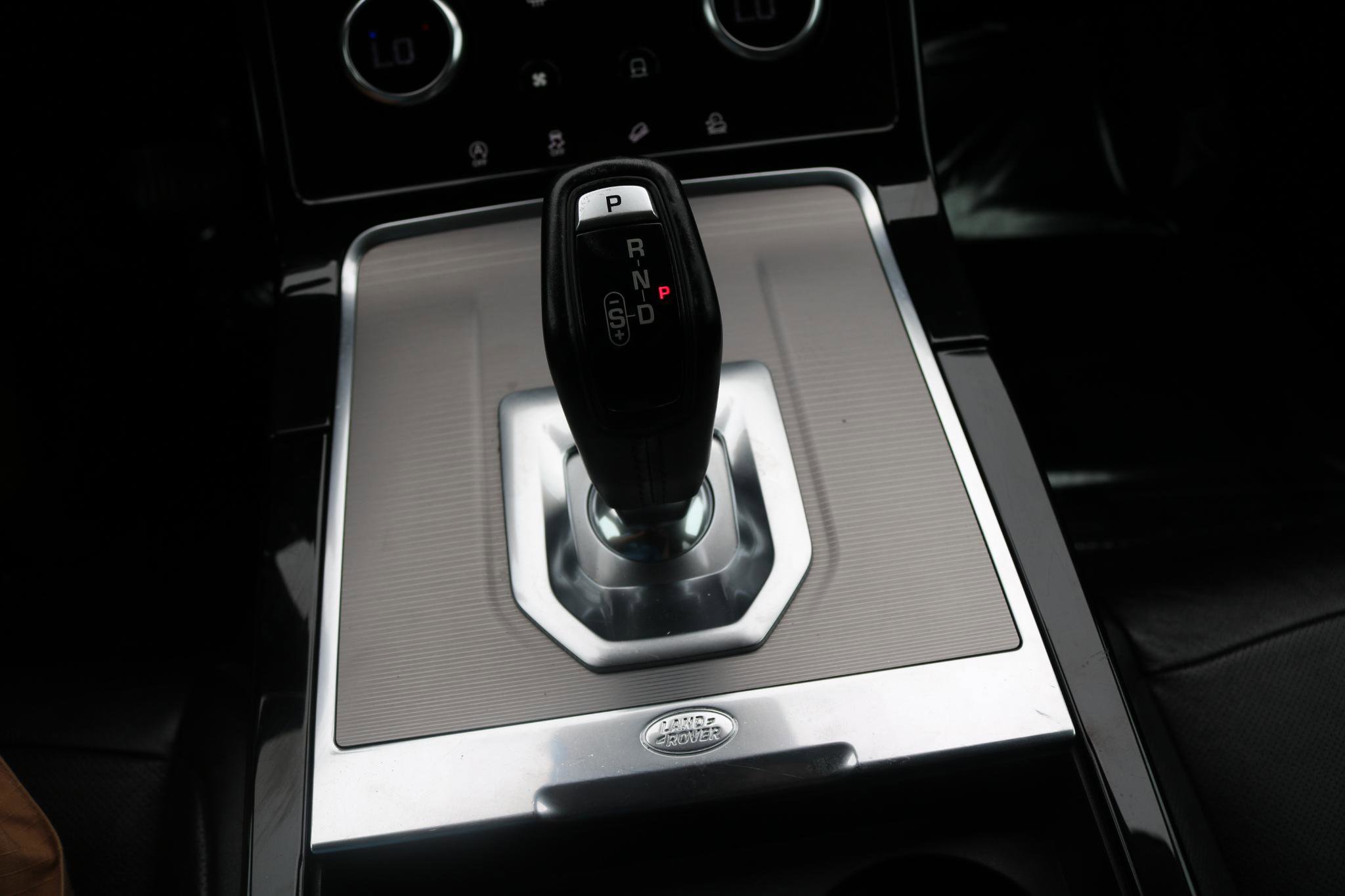 Used 2020 Land Rover Range Rover Evoque S image 26