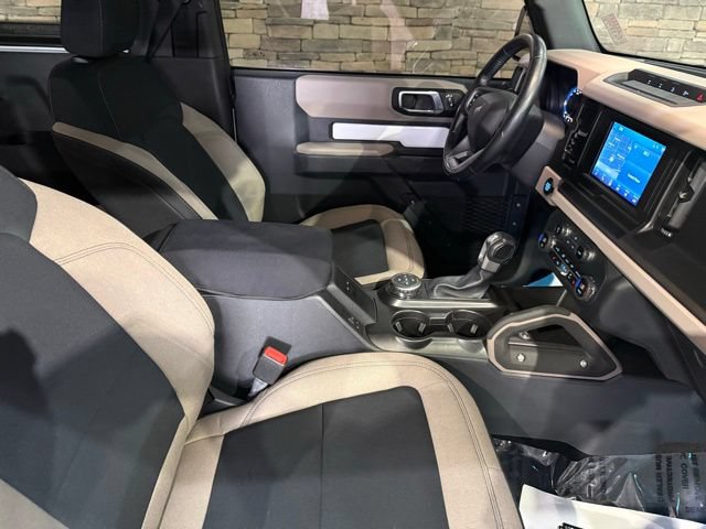 Used 2023 Ford Bronco Big Bend w/ Sasquatch Package AWD/4WD image 23