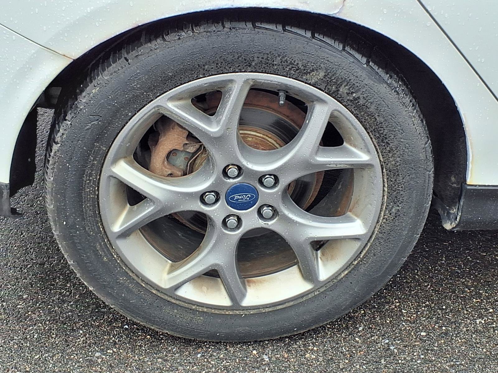 Used 2014 Ford Focus SE w/ Equipment Group 201A image 7