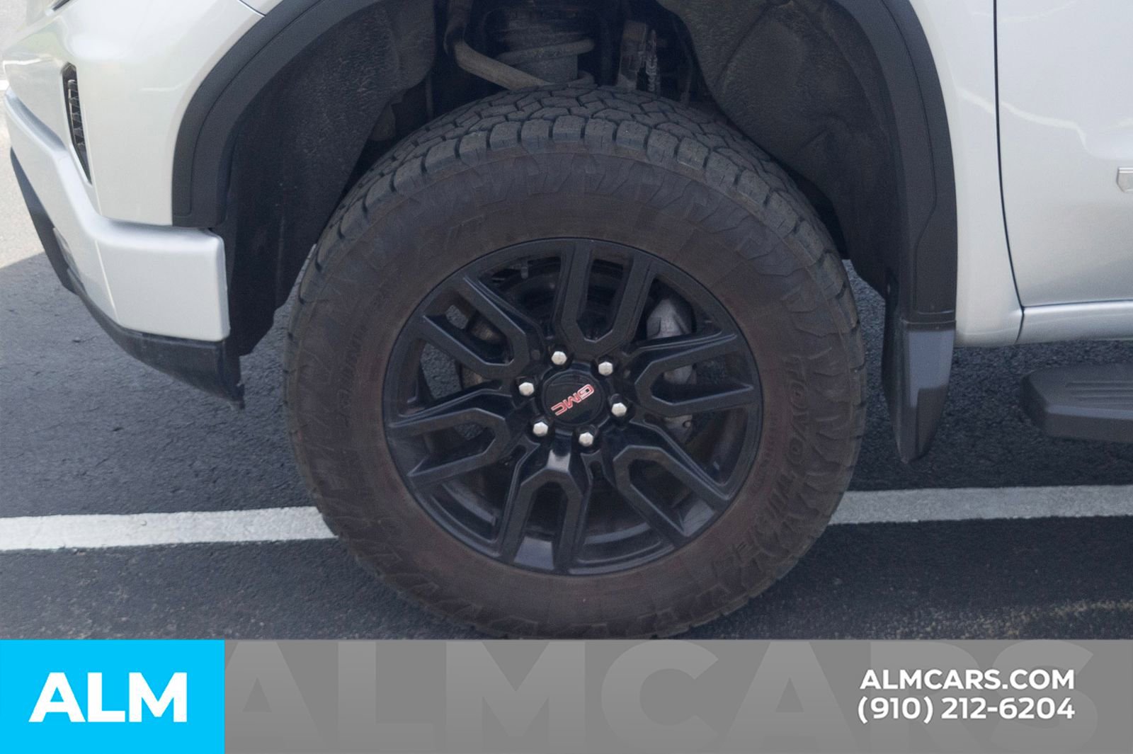 Used 2022 GMC Sierra 1500 Elevation w/ LPO, Elevation Black Package image 13