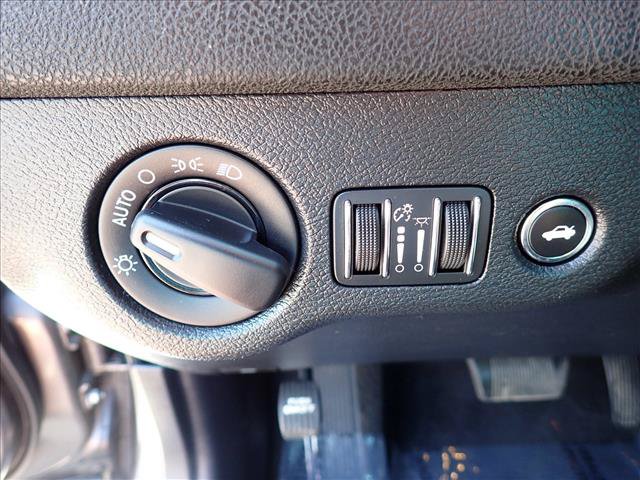 Used 2016 Dodge Charger SE w/ Sport Appearance Group RWD image 14