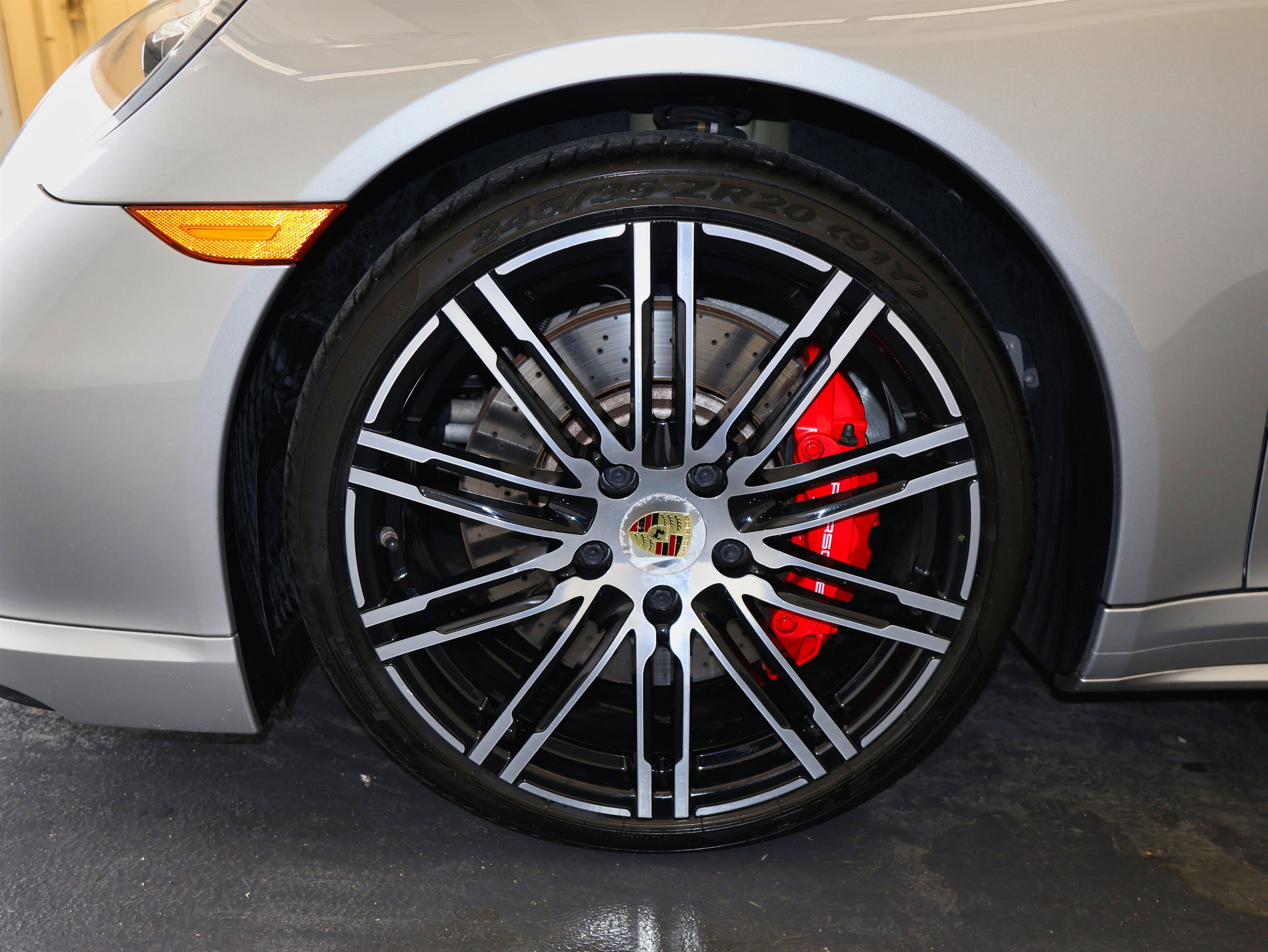 Used 2016 Porsche 911 Turbo image 15