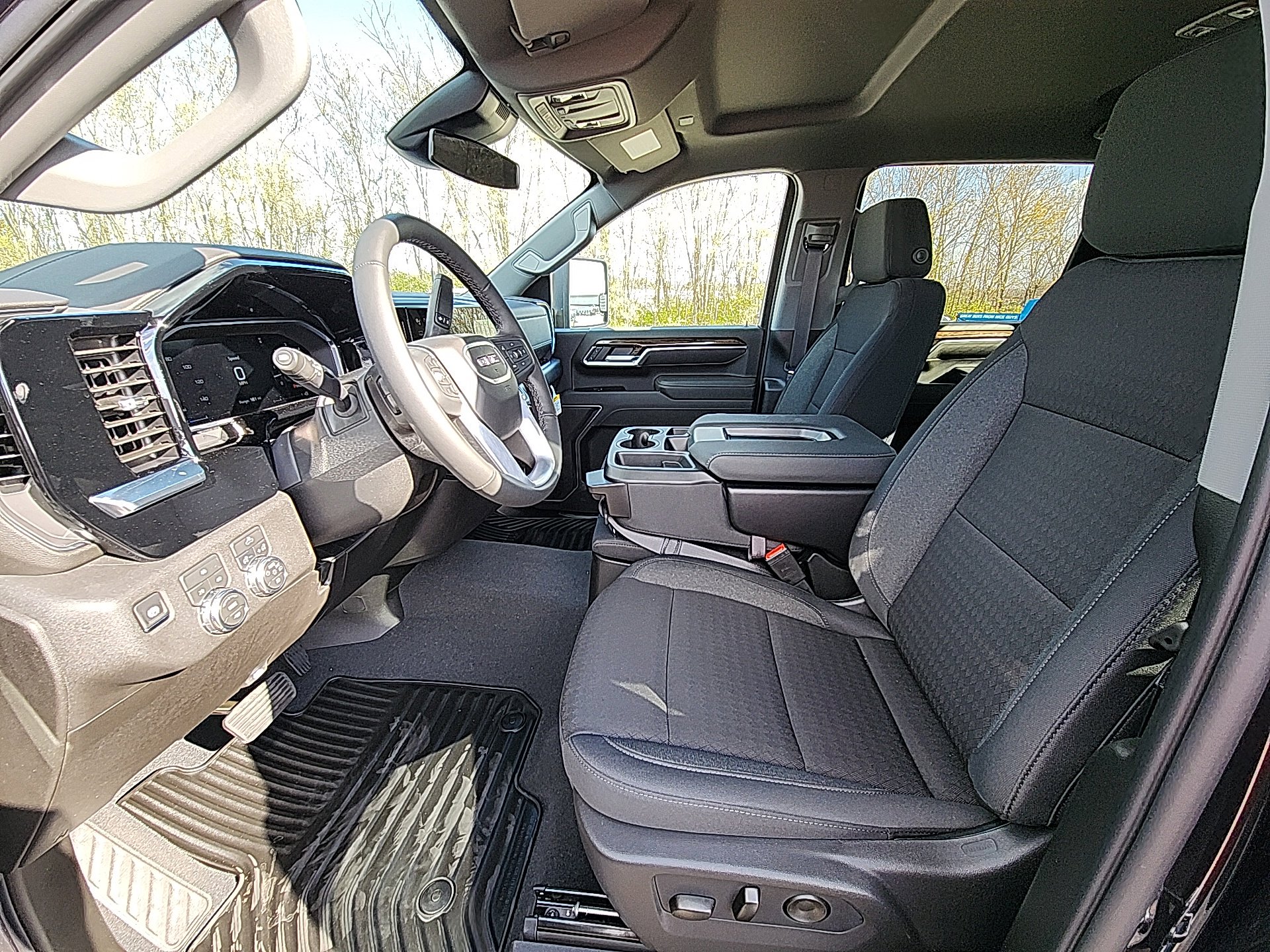 New 2026 GMC Sierra 2500 SLE image 16