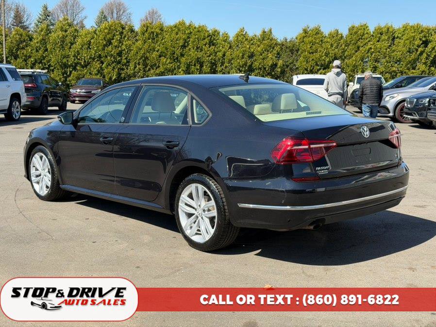 Used 2019 Volkswagen Passat 2.0T Wolfsburg w/ Wheels & Sunroof Package image 3