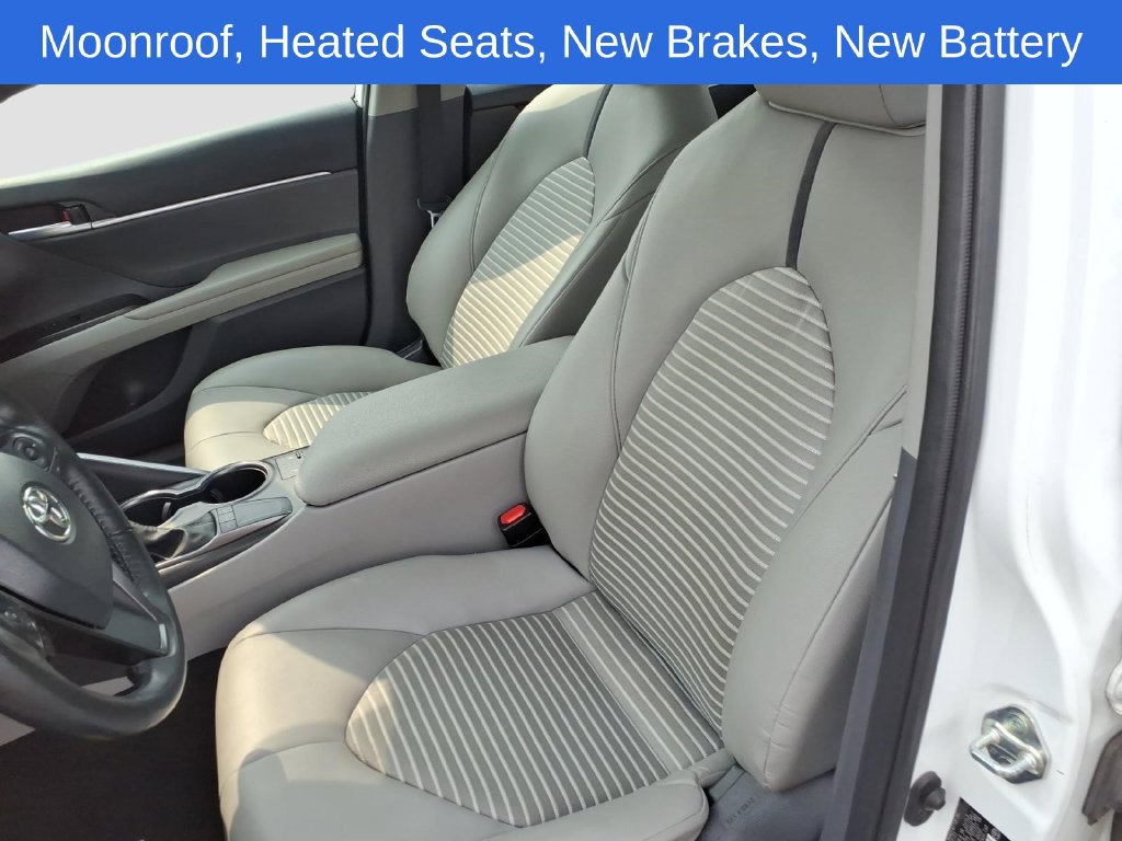 Used 2024 Toyota Camry SE w/ Cold Weather Package FWD image 15