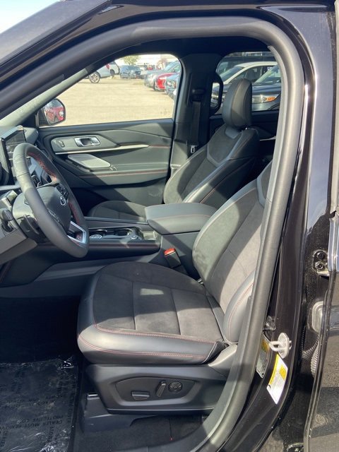 Used 2026 Ford Explorer ST w/ Sun And Sound Package image 5
