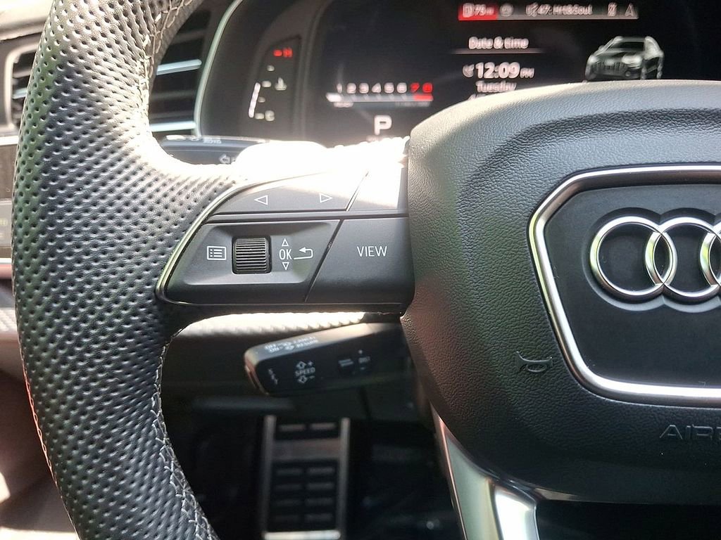 Used 2024 Audi SQ8 Prestige w/ Prestige Package image 17