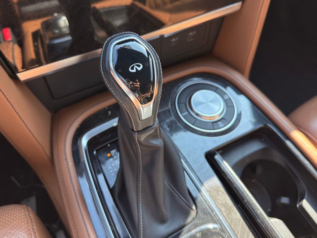 Used 2023 INFINITI QX80 Sensory w/ All-Season Package image 20