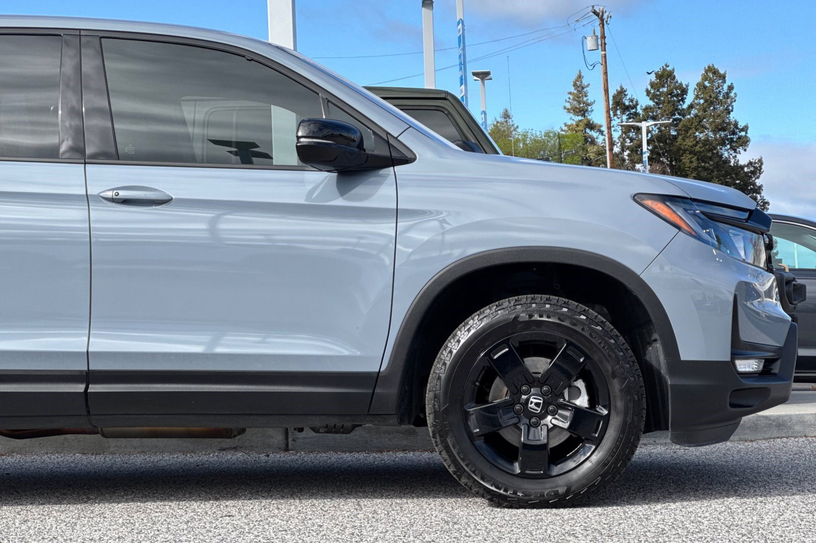 Certified 2025 Honda Ridgeline Black Edition image 35
