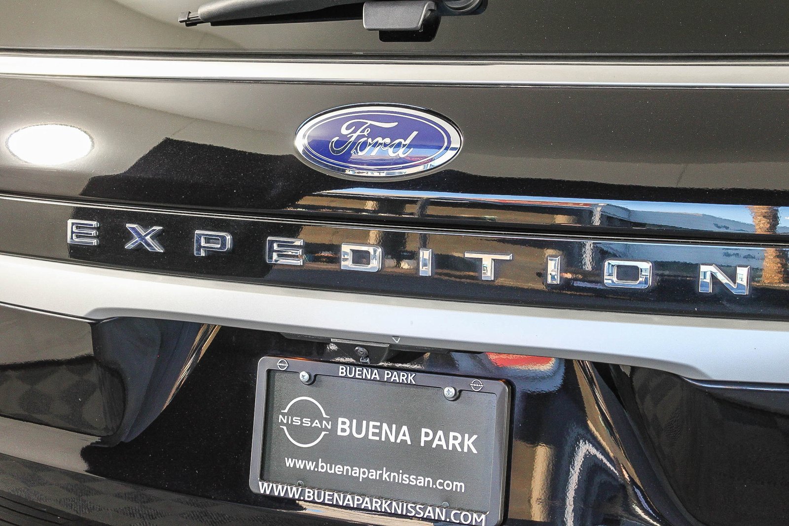 Used 2024 Ford Expedition XLT image 26