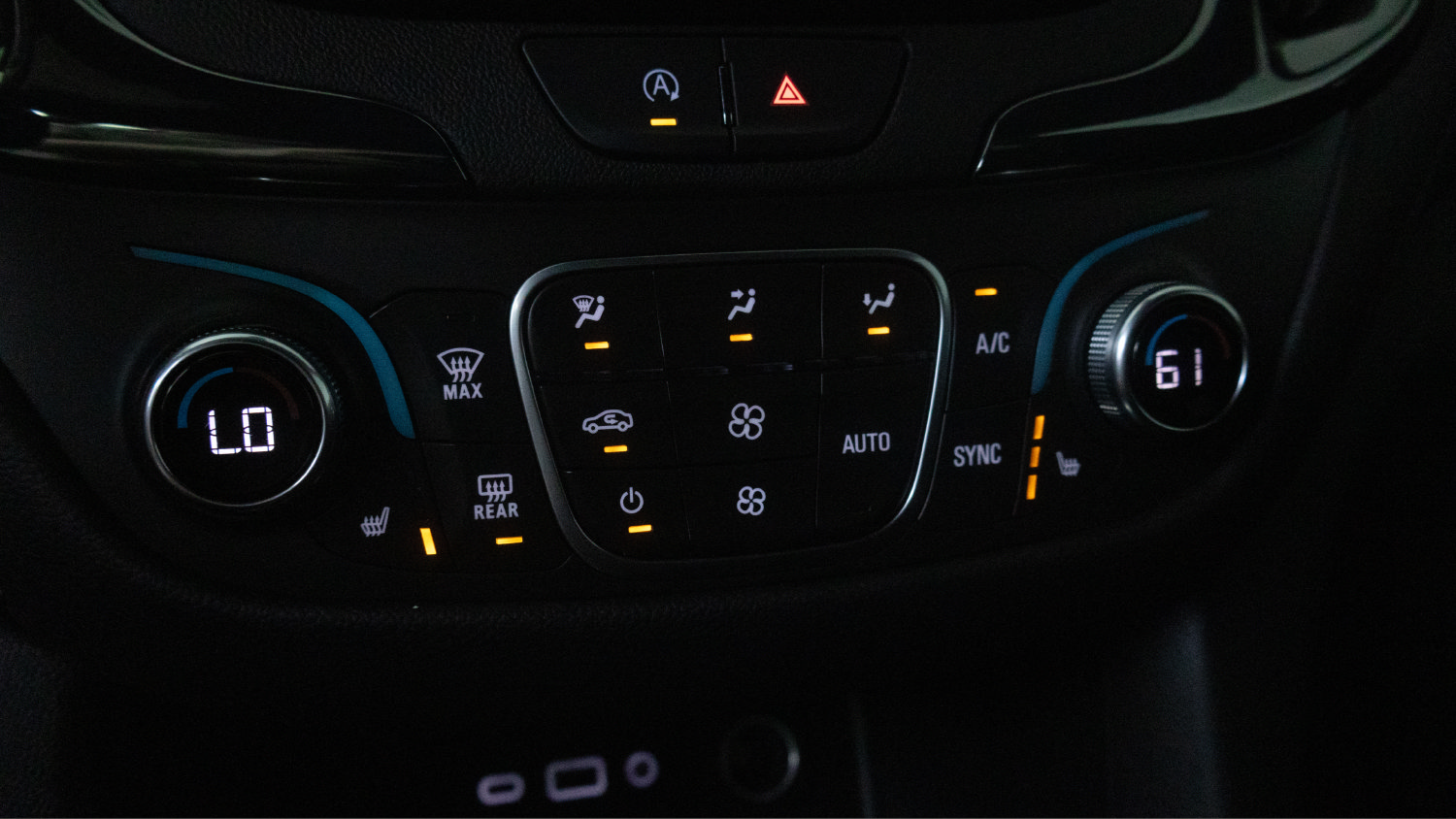 Used 2024 Chevrolet Equinox RS FWD image 13