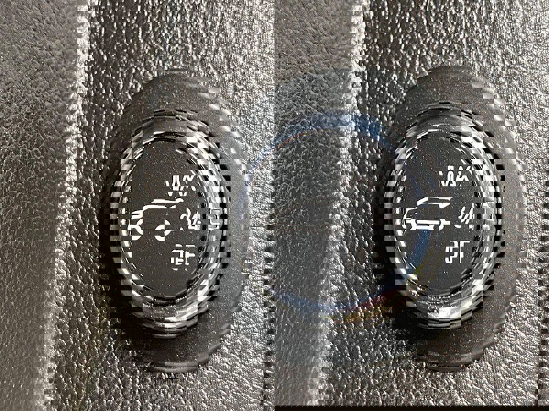 Used 2019 Chevrolet Traverse LT image 58