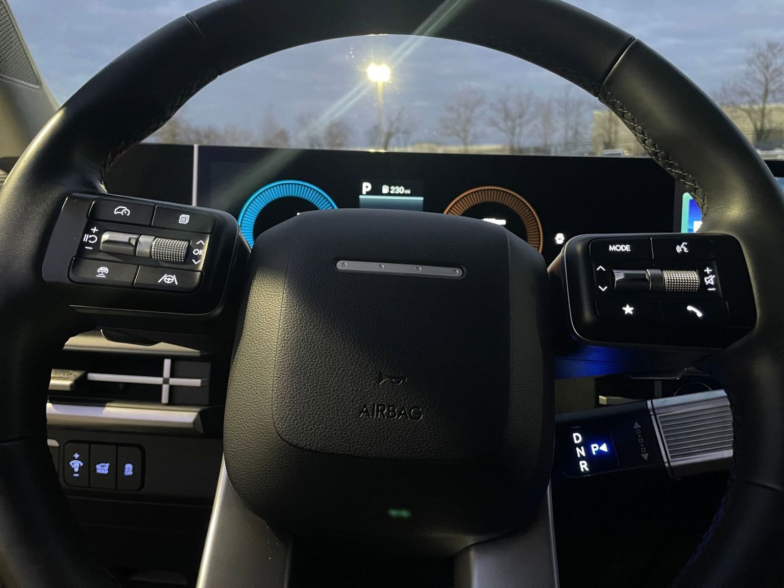 Used 2025 Hyundai Santa Fe SEL image 28