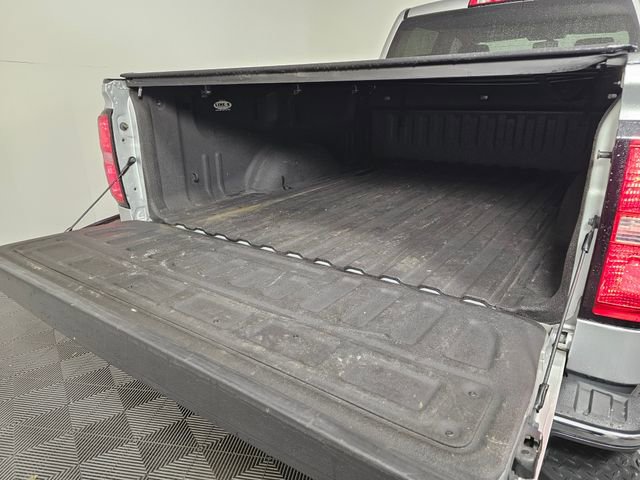 Used 2018 Chevrolet Silverado 1500 LT w/ All Star Edition image 19