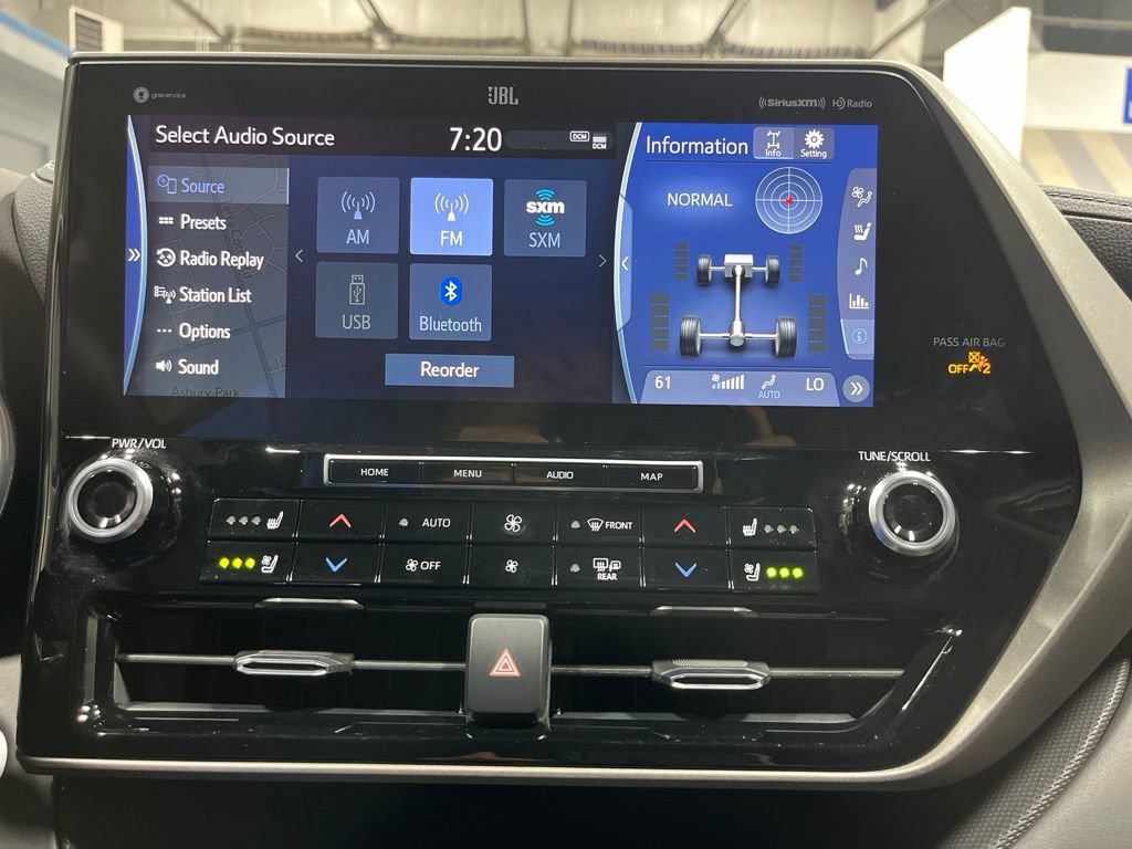 Used 2020 Toyota Highlander Limited AWD/4WD image 26