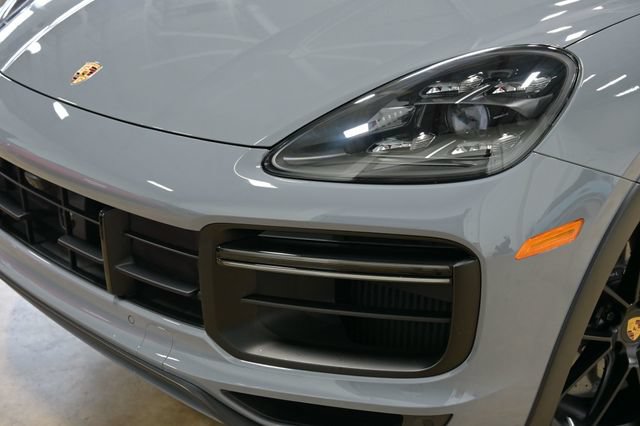 Used 2022 Porsche Cayenne Turbo GT AWD/4WD image 7