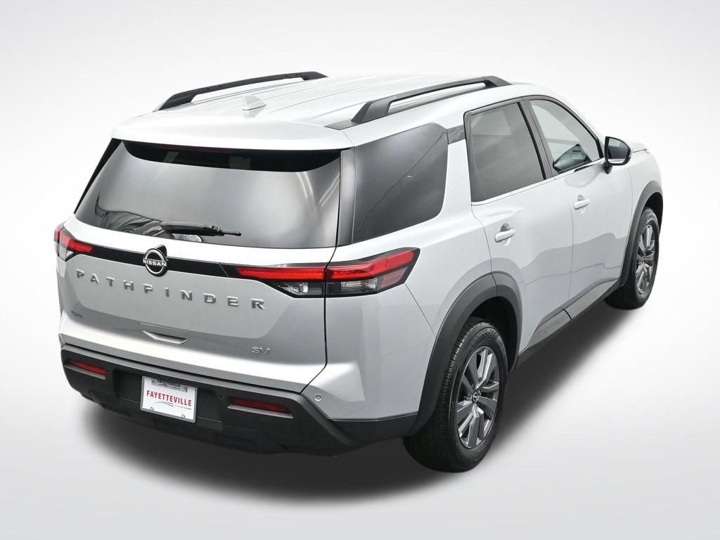 Used 2024 Nissan Pathfinder SV image 25