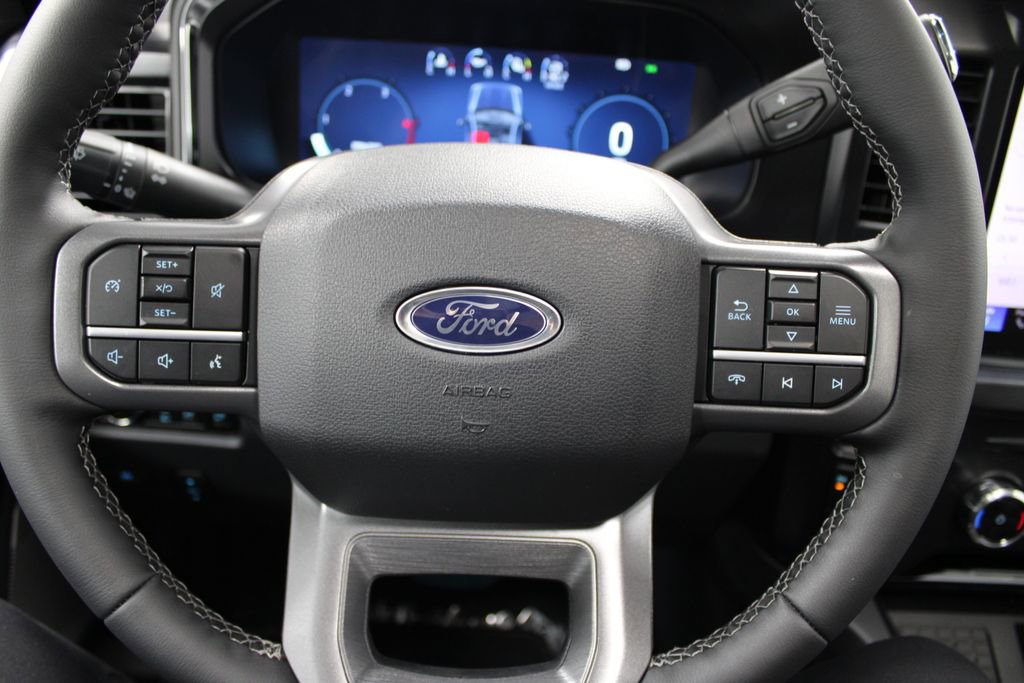 New 2026 Ford F250 Lariat w/ Chrome Package image 36