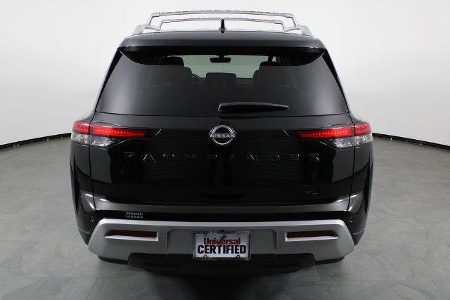Certified 2023 Nissan Pathfinder SL w/ Black Appearance Package FWD image 11