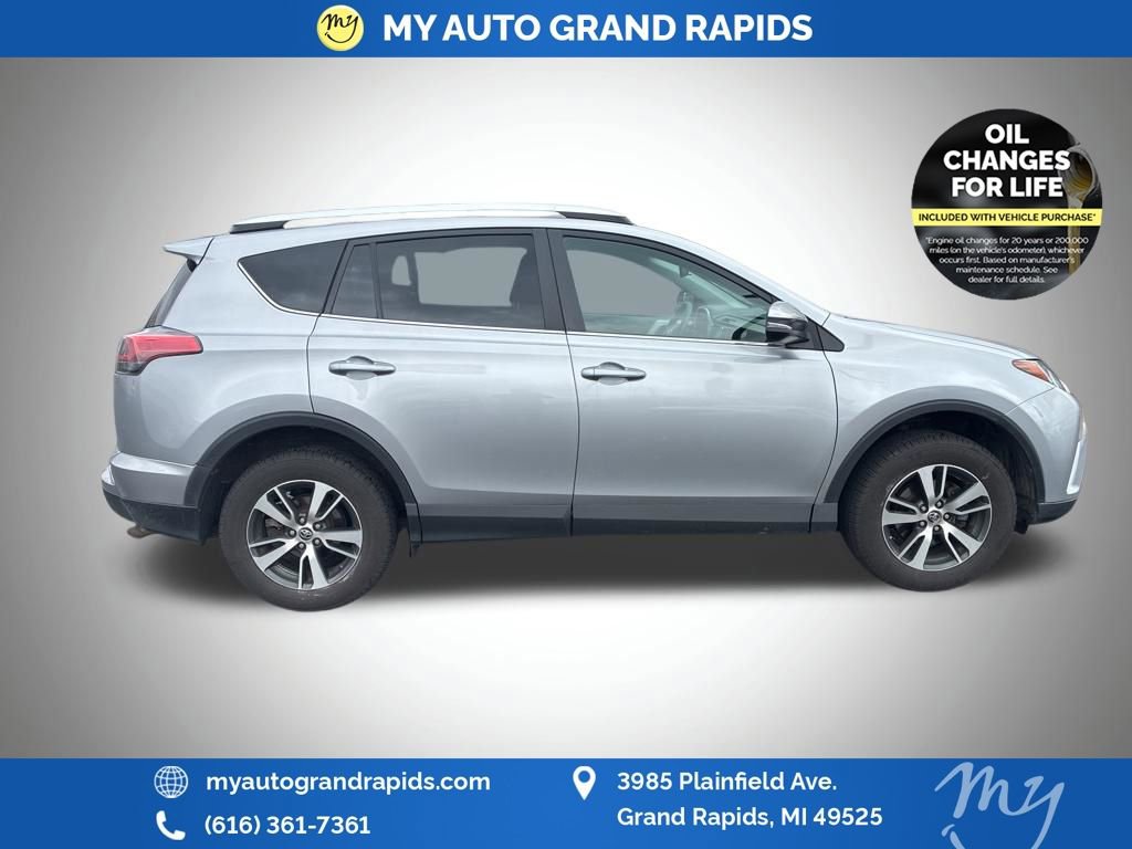 Used 2016 Toyota RAV4 XLE image 5