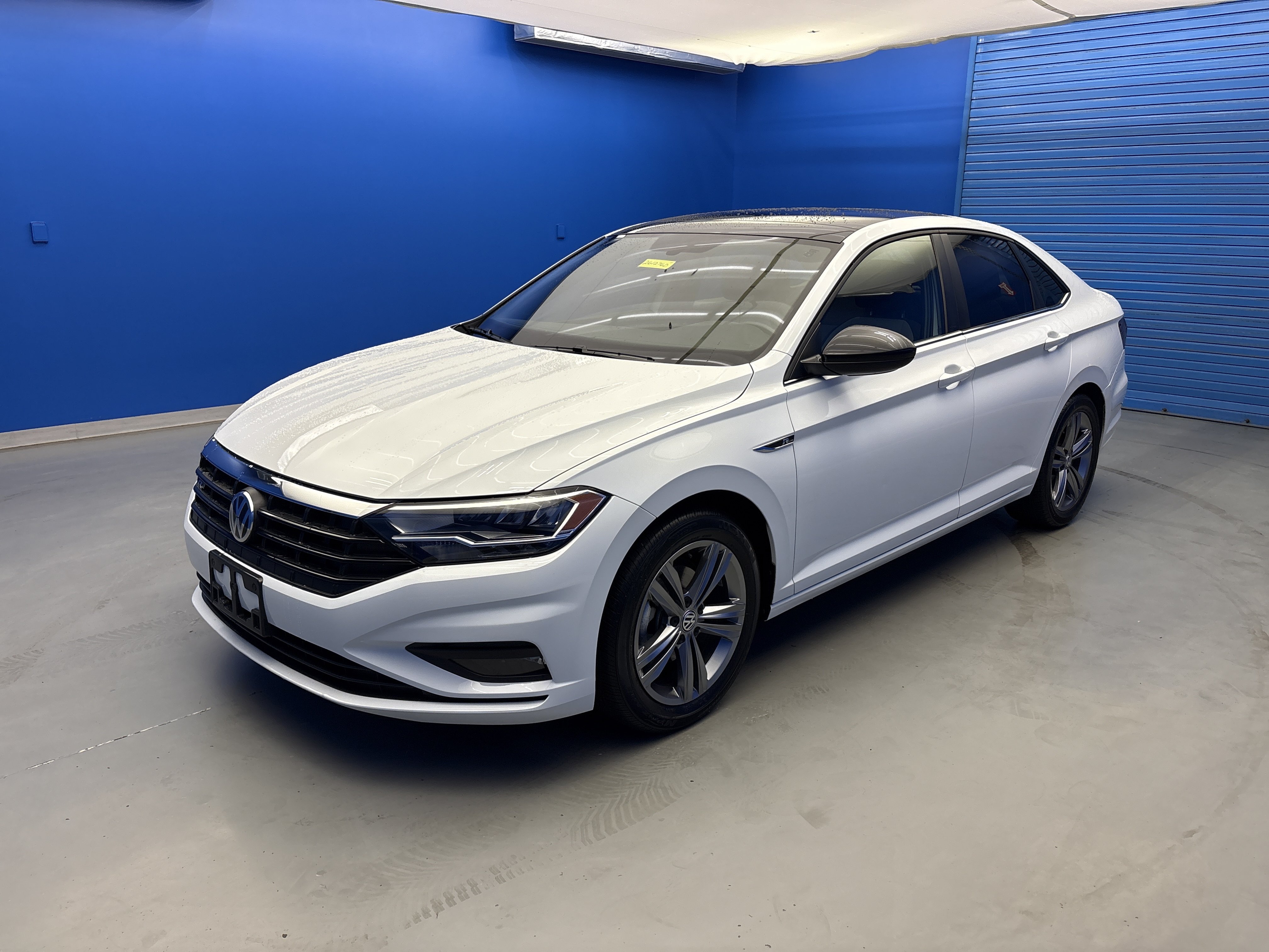 Used 2021 Volkswagen Jetta R-Line FWD image 4