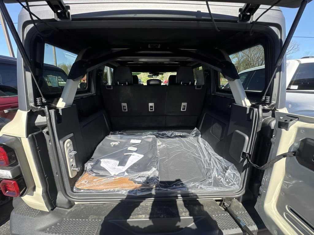 New 2026 Ford Bronco Raptor AWD/4WD image 24
