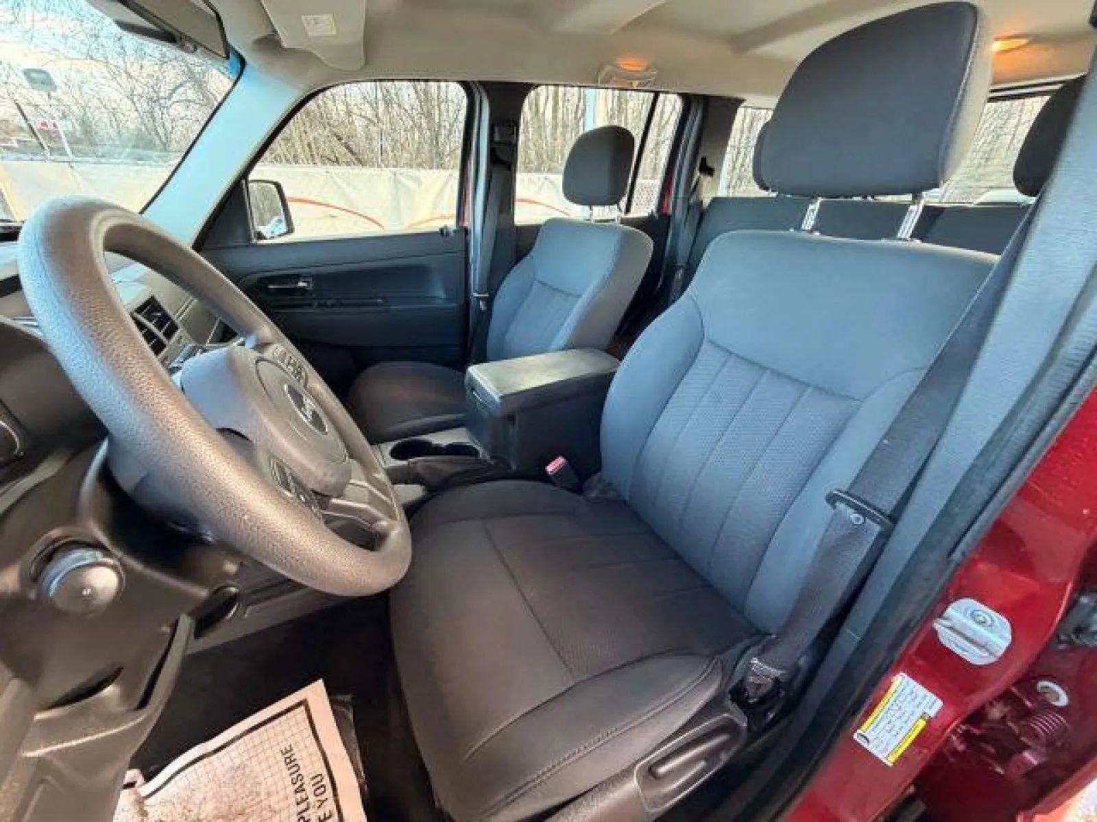 Used 2012 Jeep Liberty Sport w/ Driver Convenience Group image 14
