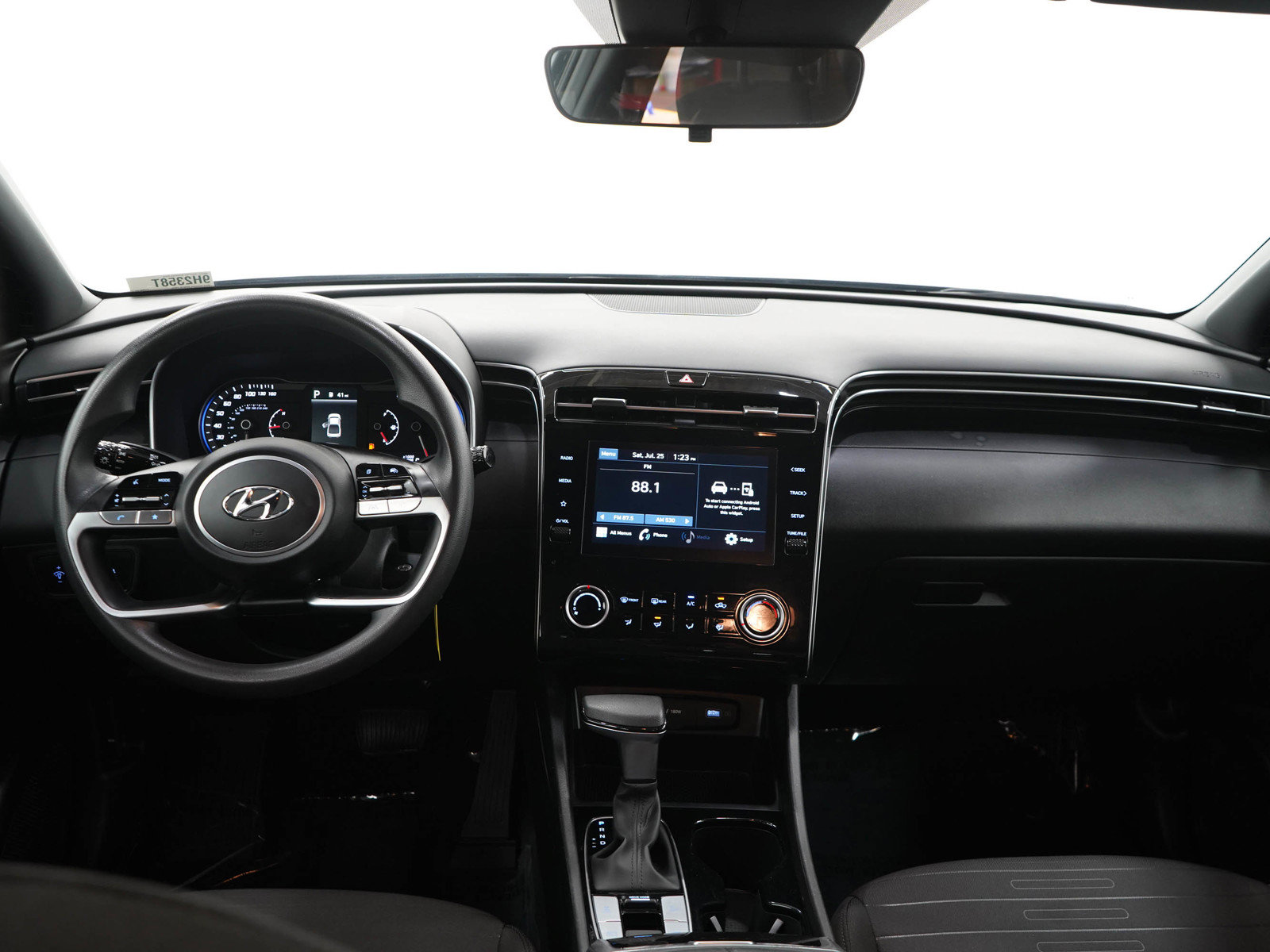 Used 2024 Hyundai Santa Cruz SE AWD/4WD image 16