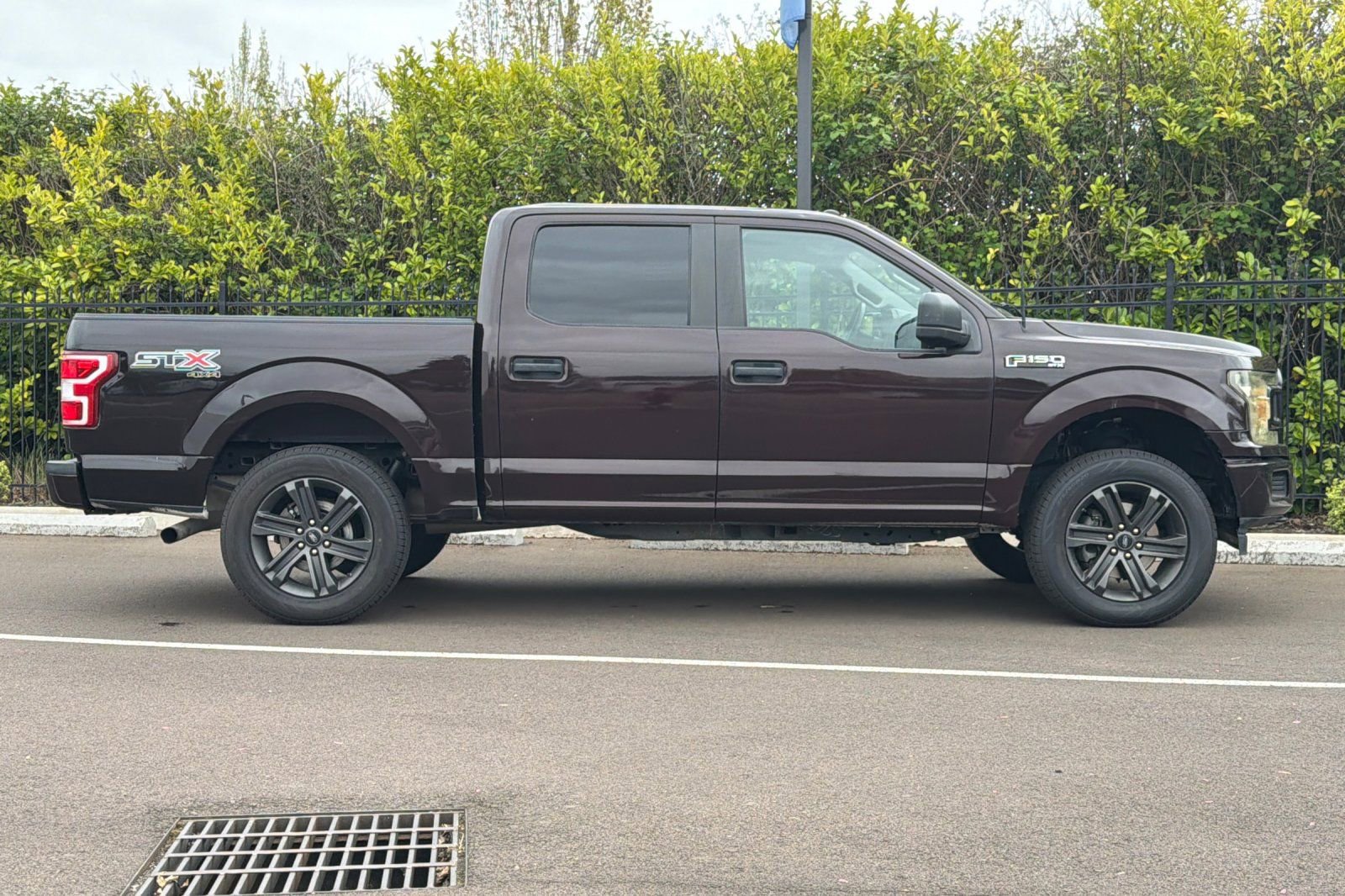 Used 2019 Ford F150 XL w/ Equipment Group 101A Mid AWD/4WD image 3