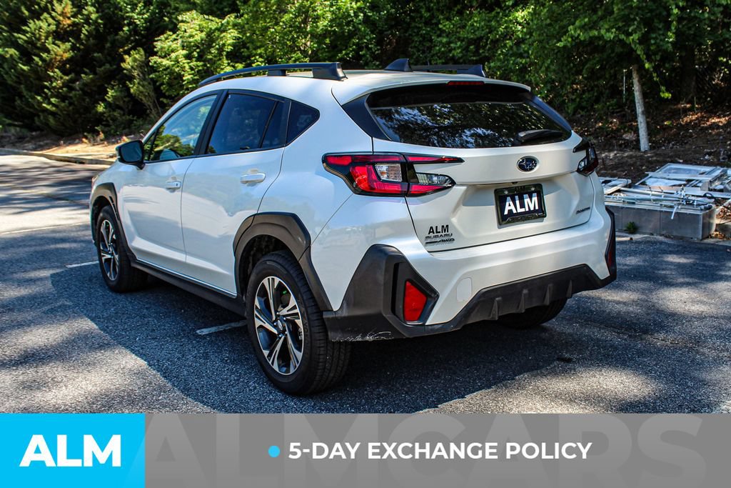 Used 2025 Subaru Crosstrek 2.5i Premium AWD/4WD image 4