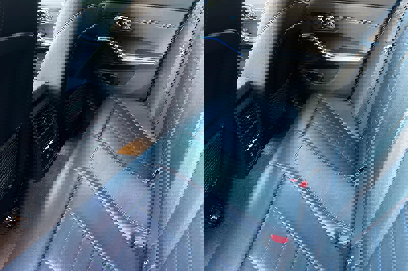 Used 2020 BMW M340i w/ Driving Assistance Package RWD image 5