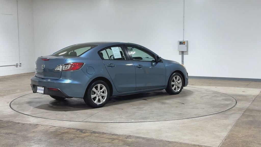 Used 2011 MAZDA MAZDA3 i Touring FWD image 9