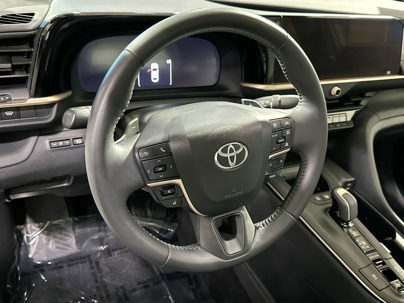 Used 2023 Toyota Crown Platinum image 19