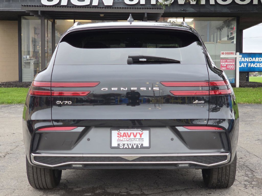 Used 2026 Genesis GV70 2.5T AWD/4WD image 16